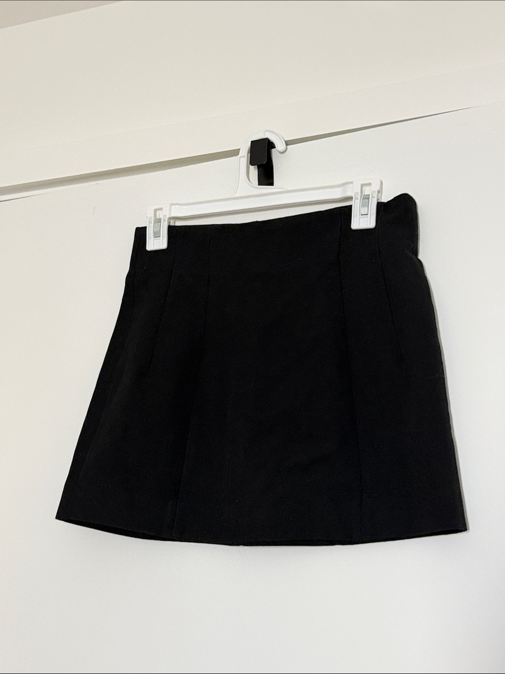 Zara Black Mini Skirt - Clean A-Line Panel Detail